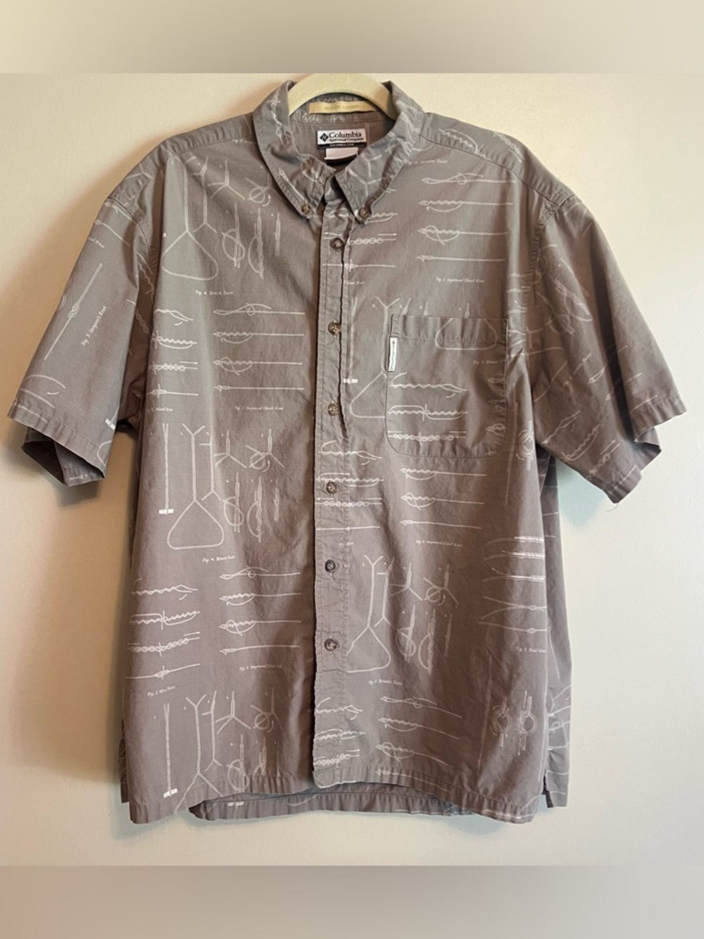 Columbia Men’s Short-Sleeve Button-Down Shirt — Olive Green with White Pattern